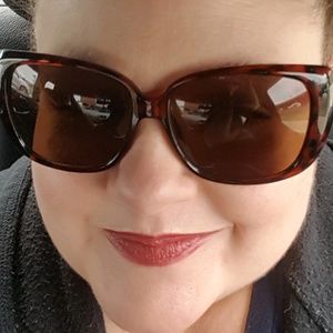 Meet your Posher, Kerri